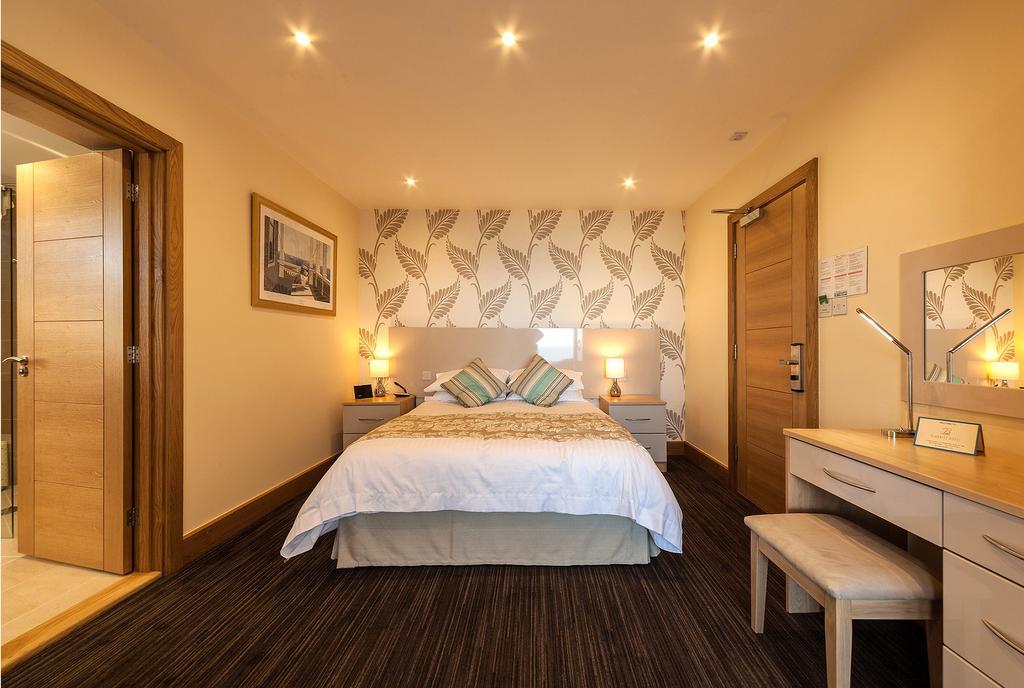 Biarritz Hotel Saint Brelade Rum bild